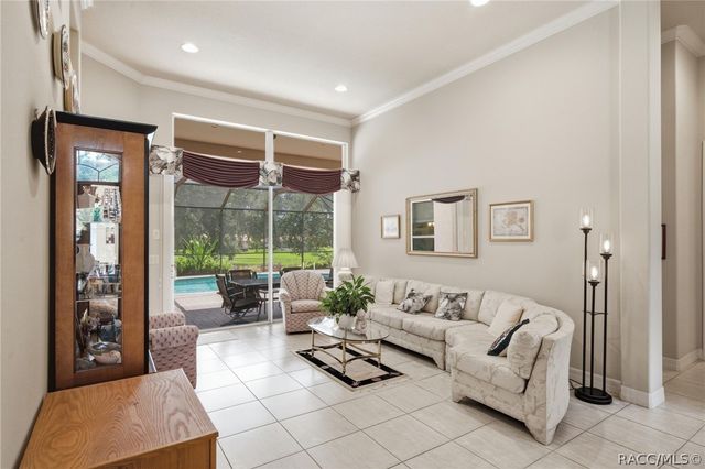 1041 W Beagle Run Loop, Hernando, FL 34442
