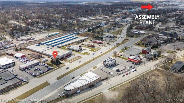 34233 Michigan Avenue, Wayne, MI 48184