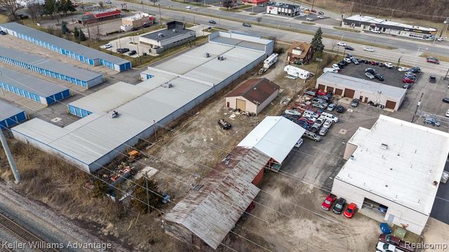 34233 Michigan Avenue, Wayne, MI 48184