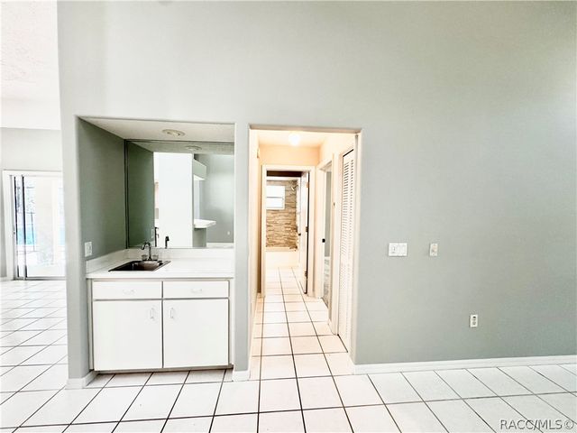 604 W Massachusetts Street, Hernando, FL 34442