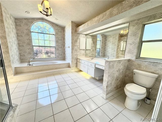 604 W Massachusetts Street, Hernando, FL 34442