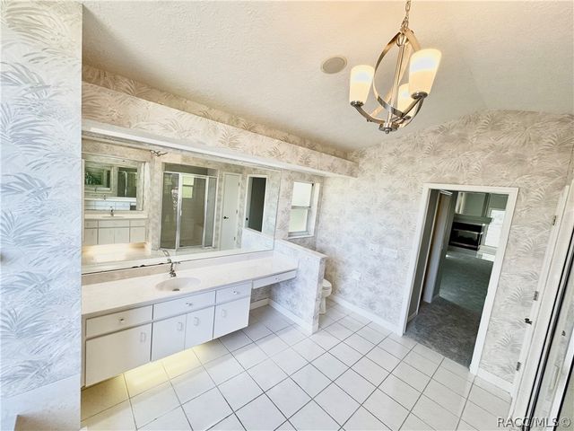 604 W Massachusetts Street, Hernando, FL 34442