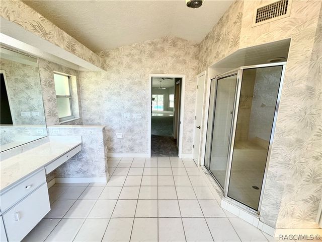 604 W Massachusetts Street, Hernando, FL 34442