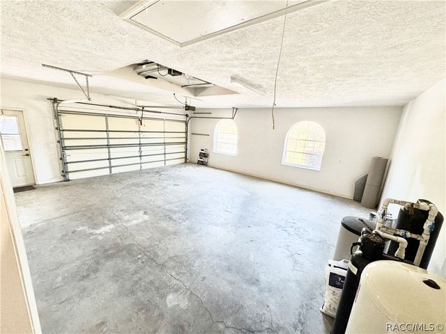 604 W Massachusetts Street, Hernando, FL 34442