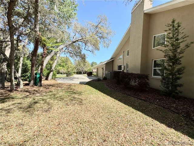 604 W Massachusetts Street, Hernando, FL 34442