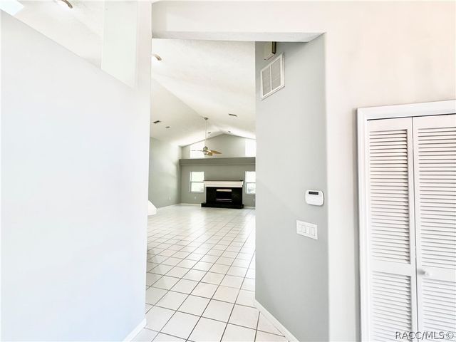 604 W Massachusetts Street, Hernando, FL 34442