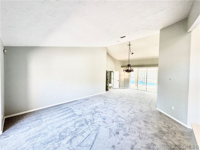 604 W Massachusetts Street, Hernando, FL 34442