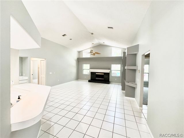 604 W Massachusetts Street, Hernando, FL 34442