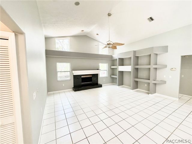 604 W Massachusetts Street, Hernando, FL 34442