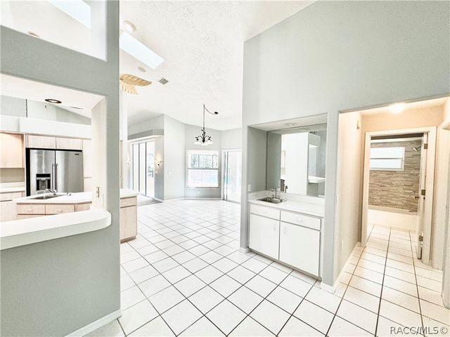 604 W Massachusetts Street, Hernando, FL 34442