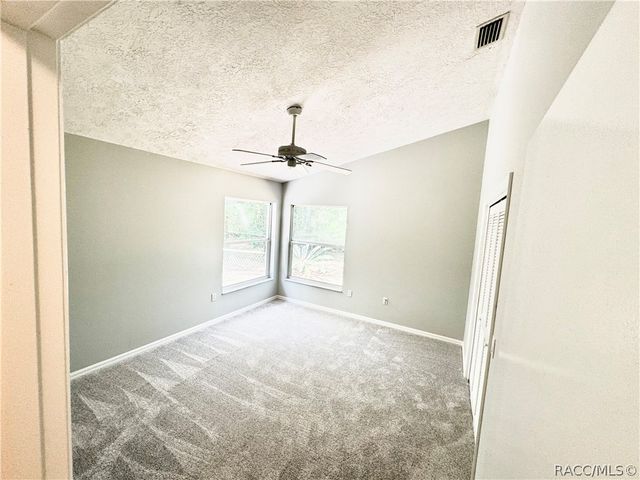 604 W Massachusetts Street, Hernando, FL 34442