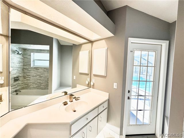 604 W Massachusetts Street, Hernando, FL 34442