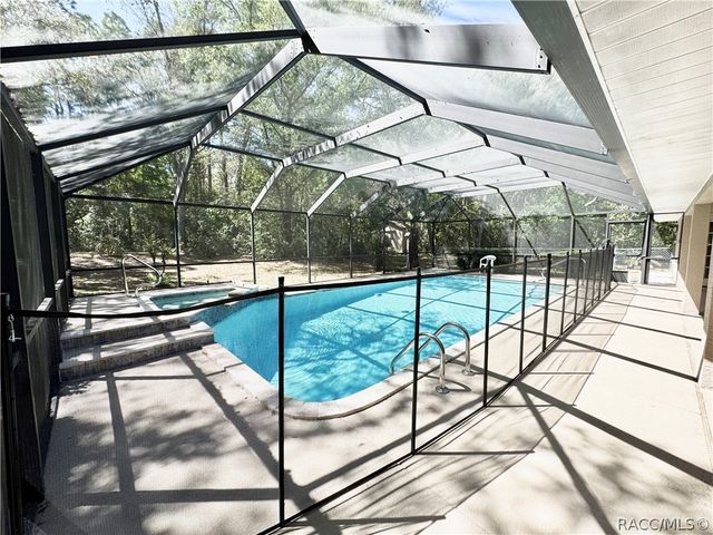 604 W Massachusetts Street, Hernando, FL 34442