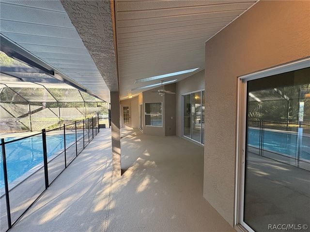 604 W Massachusetts Street, Hernando, FL 34442