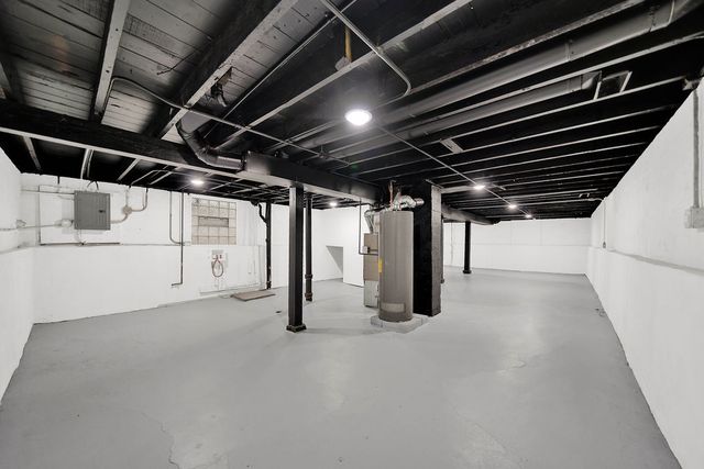 6508 S Claremont Avenue, Chicago, IL 60636