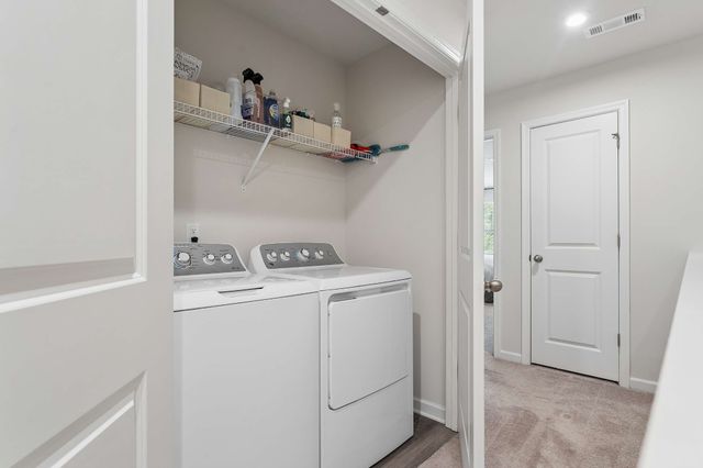 310 Sunnyview Dr, Lebanon, TN 37090