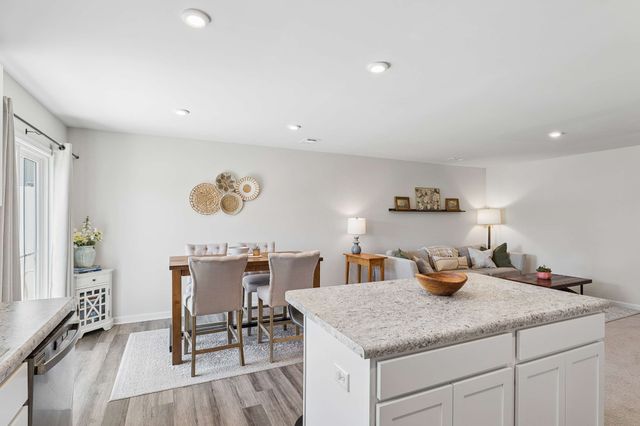 310 Sunnyview Dr, Lebanon, TN 37090