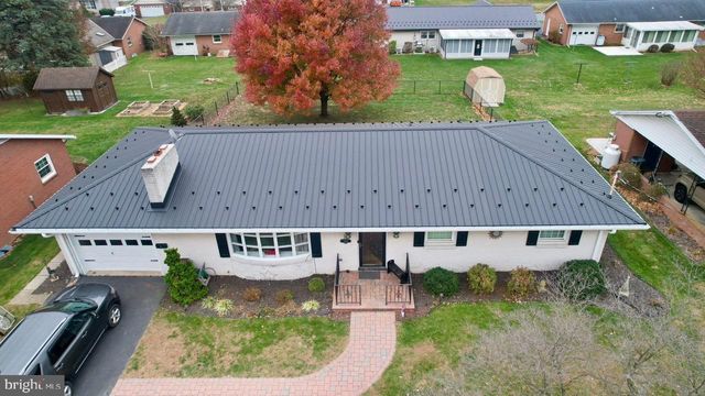 366 TOWN DRIVE, Greencastle, PA 17225