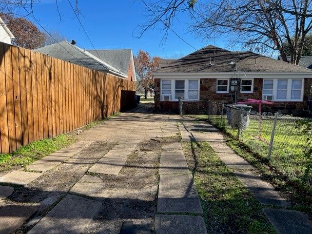 5117 Mission Avenue, Dallas, TX 75206