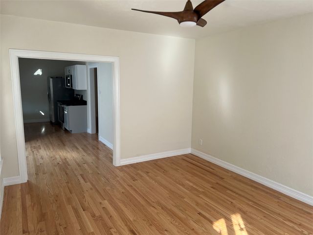 5117 Mission Avenue, Dallas, TX 75206