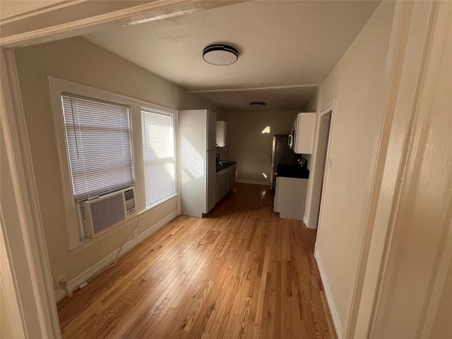 5117 Mission Avenue, Dallas, TX 75206
