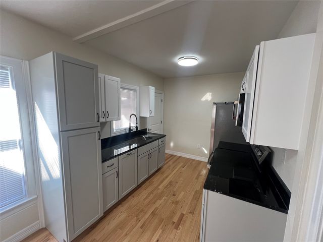 5117 Mission Avenue, Dallas, TX 75206