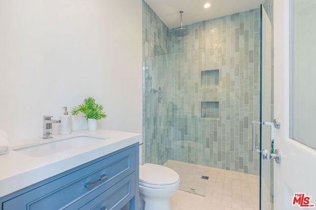 1014 El Medio Avenue, Los Angeles, CA 90272