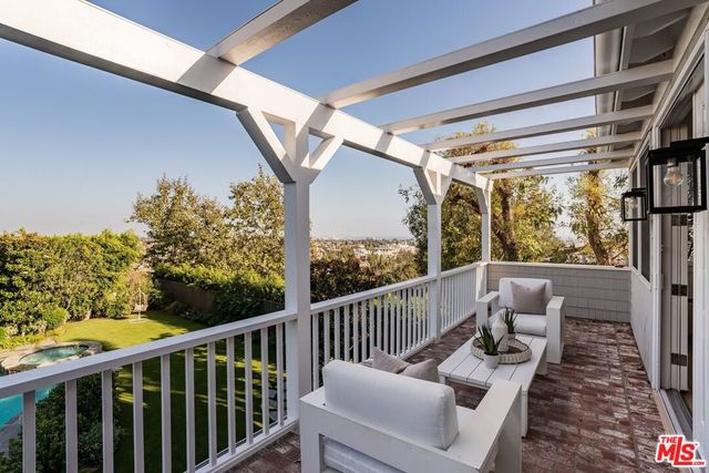 1014 El Medio Avenue, Los Angeles, CA 90272