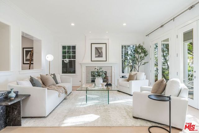 1014 El Medio Avenue, Los Angeles, CA 90272