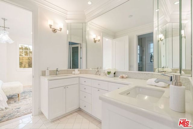 1014 El Medio Avenue, Los Angeles, CA 90272