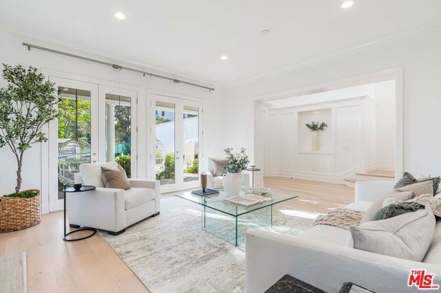 1014 El Medio Avenue, Los Angeles, CA 90272