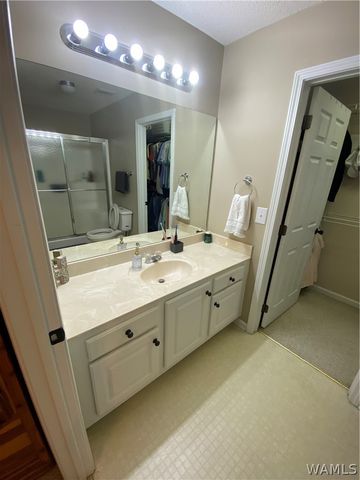 2636 Shady Bank, Northport, AL 35473