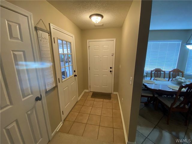 2636 Shady Bank, Northport, AL 35473