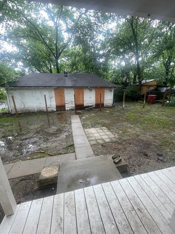 320 W 6th Street, Bonham, TX 75418
