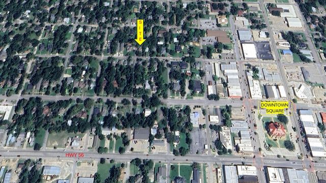 320 W 6th Street, Bonham, TX 75418
