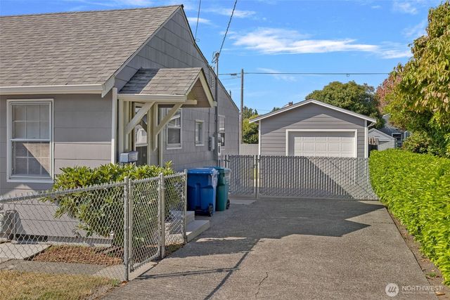 516 S Trenton Street, Seattle, WA 98108