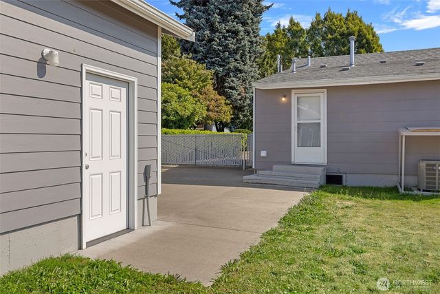 516 S Trenton Street, Seattle, WA 98108