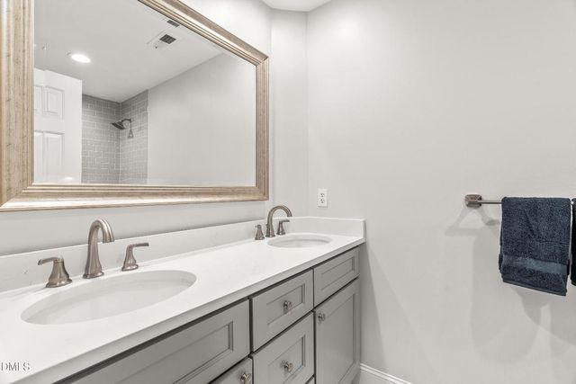 128 Wheatsbury Drive, Cary, NC 27513