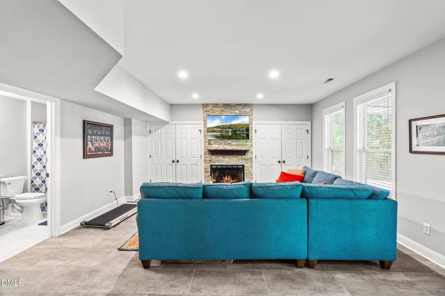 128 Wheatsbury Drive, Cary, NC 27513