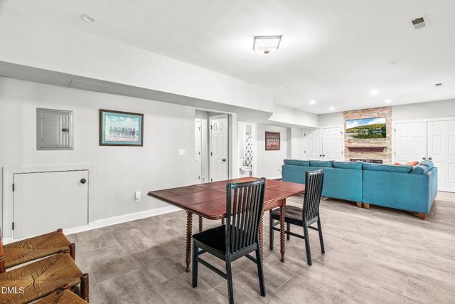 128 Wheatsbury Drive, Cary, NC 27513