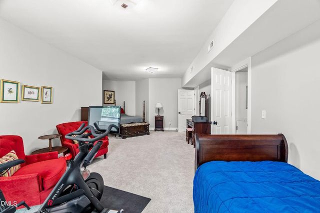 128 Wheatsbury Drive, Cary, NC 27513