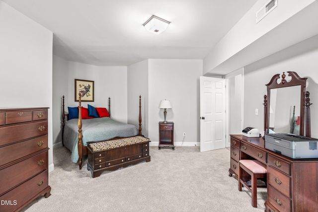 128 Wheatsbury Drive, Cary, NC 27513
