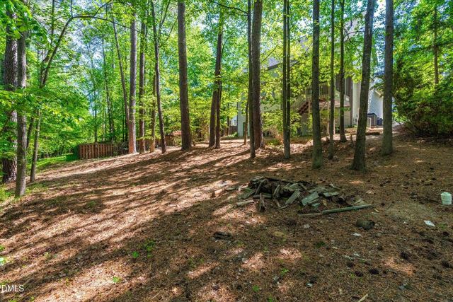 128 Wheatsbury Drive, Cary, NC 27513