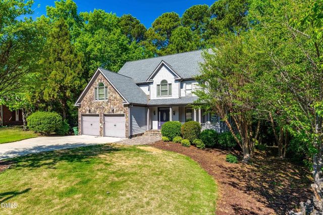 128 Wheatsbury Drive, Cary, NC 27513