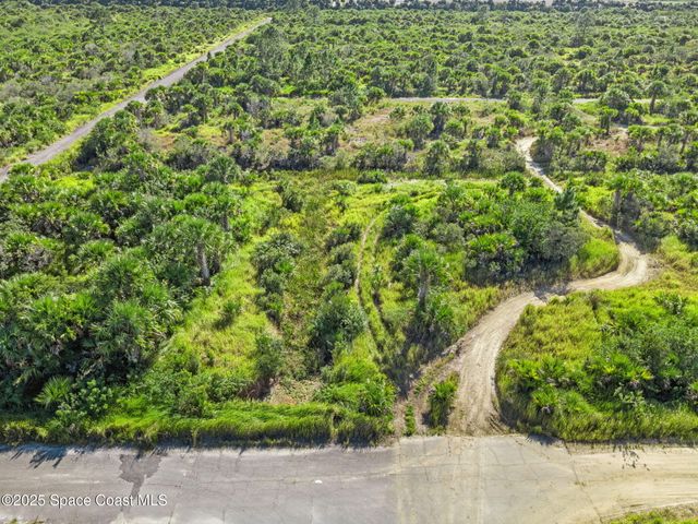 1014 Ponder Street SW, Palm Bay, FL 32908