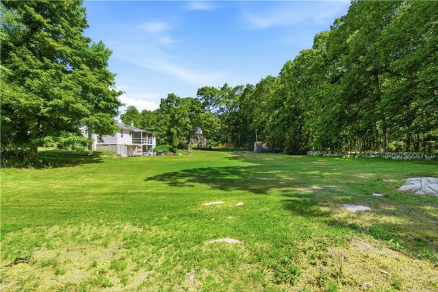 42 Charles Avenue, Charlestown, RI 02813