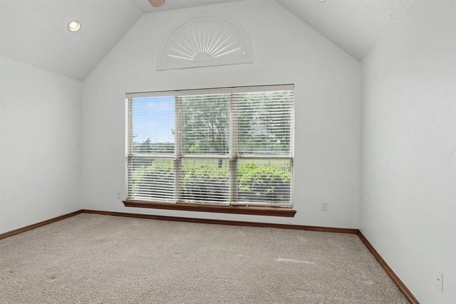 2710 Shoreline Drive, Norman, OK 73026