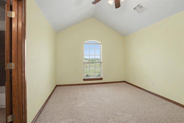 2710 Shoreline Drive, Norman, OK 73026