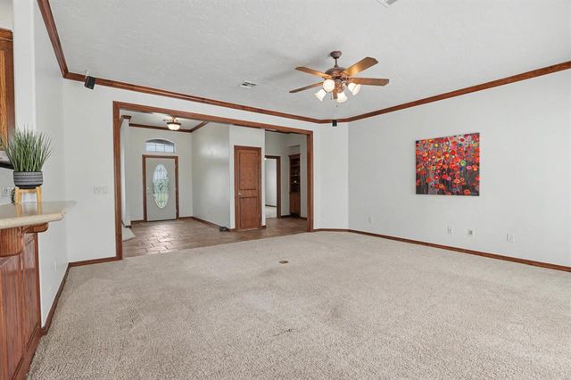 2710 Shoreline Drive, Norman, OK 73026