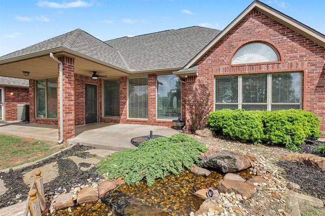 2710 Shoreline Drive, Norman, OK 73026